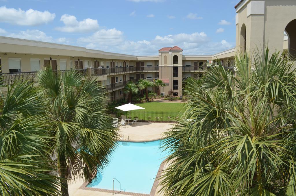 Comfort Suites Baton Rouge South I-10 Exterior foto